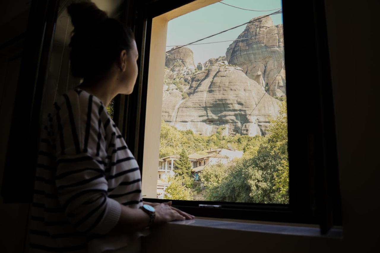 The House Under The Rocks Of Meteora 2 Daire Kalampáka Dış mekan fotoğraf